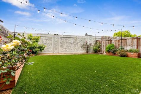 433 Blythewood Place Santa Rosa CA 95407