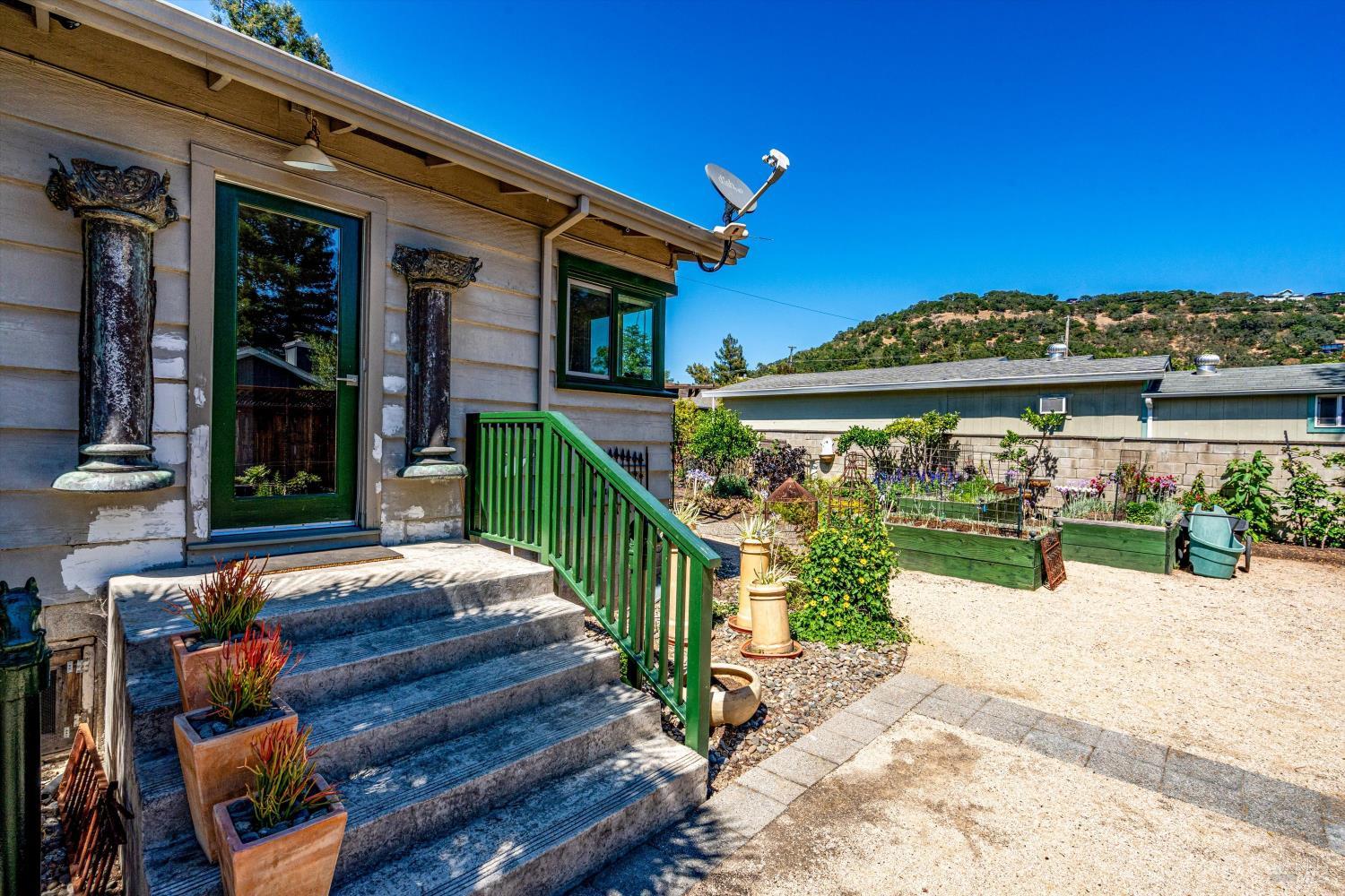 1537 Ora Drive Napa CA 94559