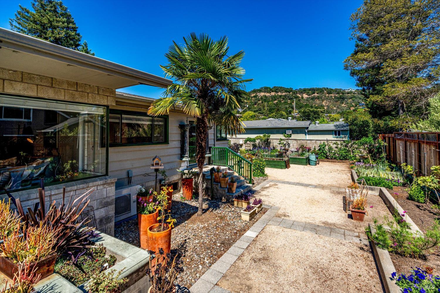 1537 Ora Drive Napa CA 94559