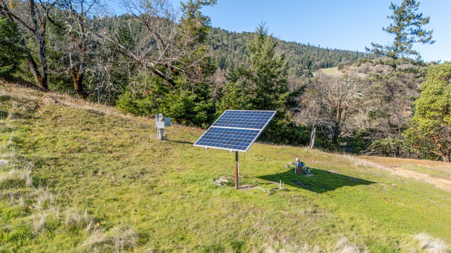 6620 Robinson Creek Road Ukiah CA 95482