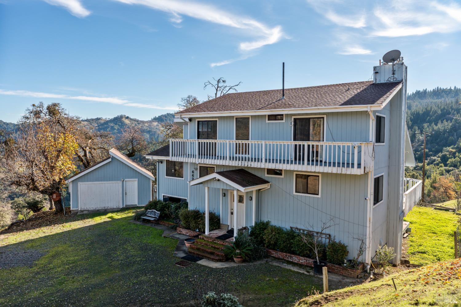 6620 Robinson Creek Road Ukiah CA 95482
