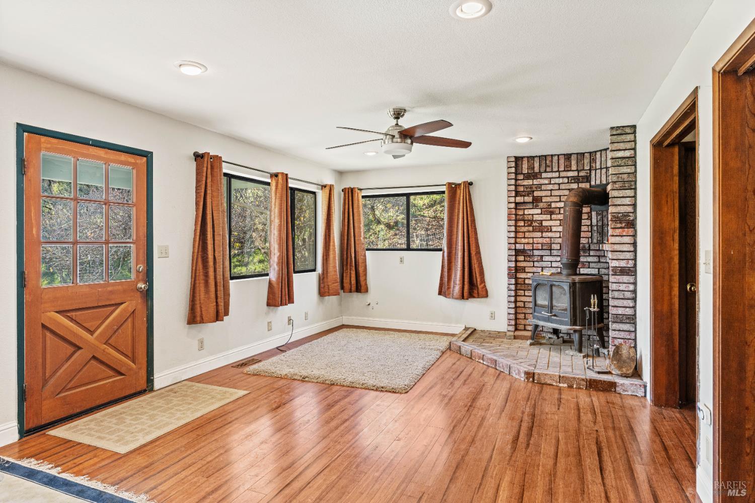 6620 Robinson Creek Road Ukiah CA 95482