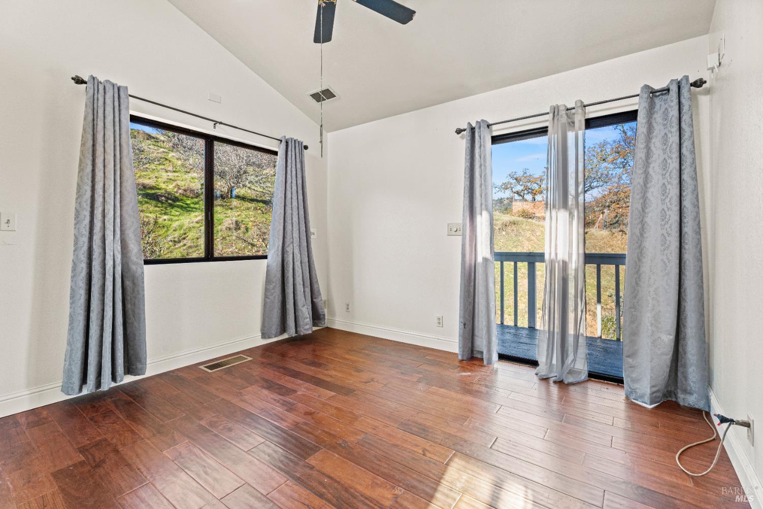 6620 Robinson Creek Road Ukiah CA 95482