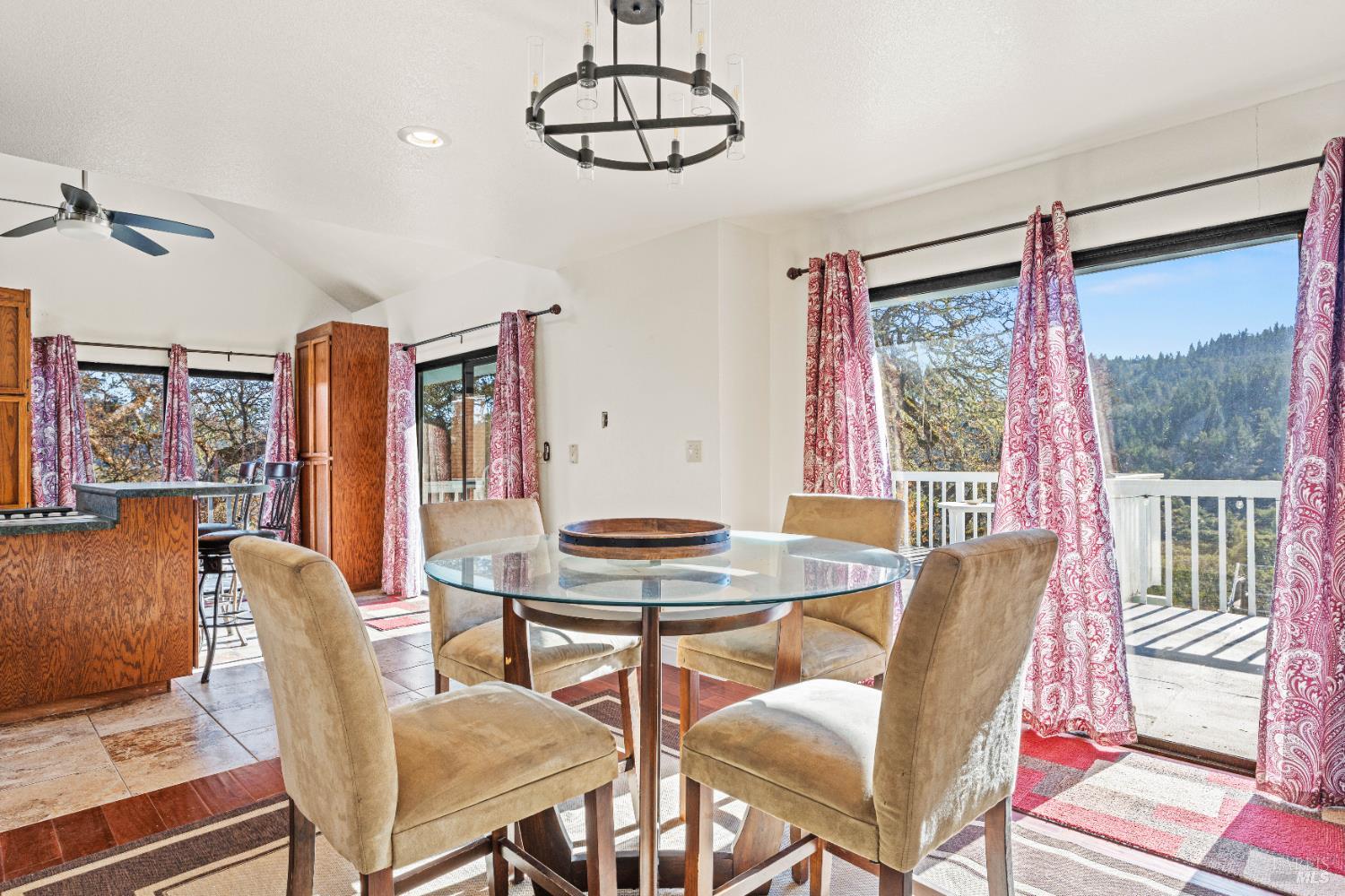 6620 Robinson Creek Road Ukiah CA 95482