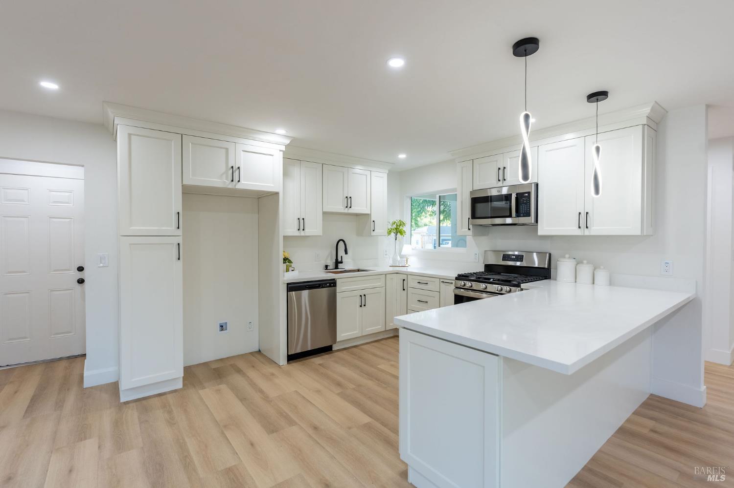 2625 Neotomas Avenue Santa Rosa CA 95405