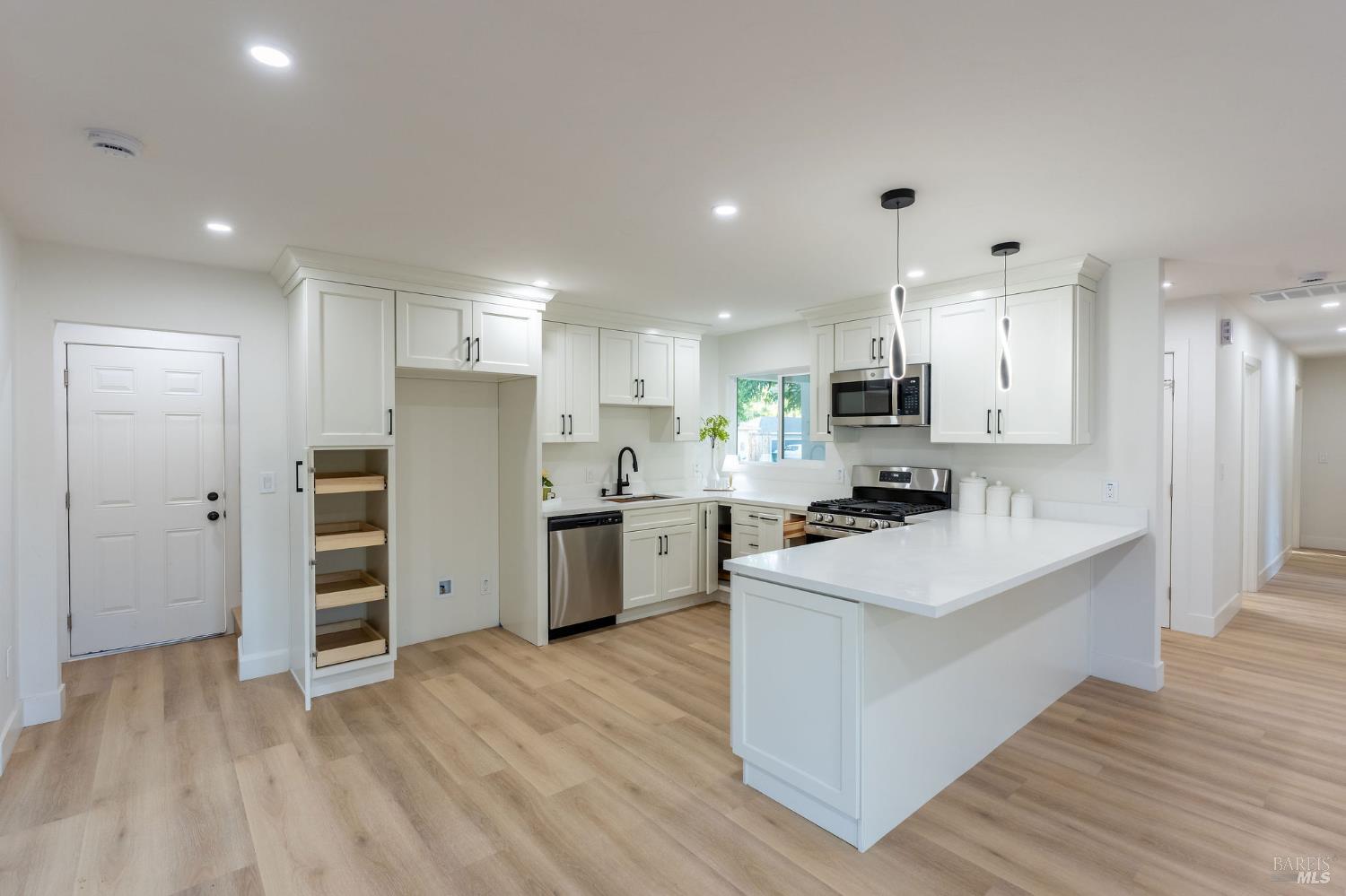 2625 Neotomas Avenue Santa Rosa CA 95405