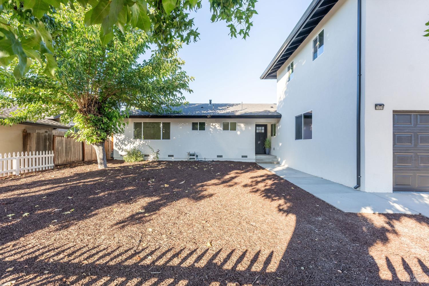 2625 Neotomas Avenue Santa Rosa CA 95405