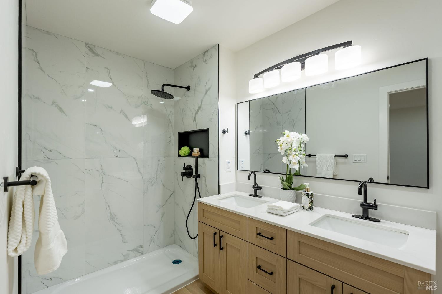 2625 Neotomas Avenue Santa Rosa CA 95405