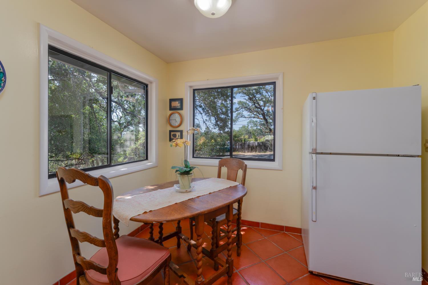 1921 Ridge Road Ukiah CA 95482