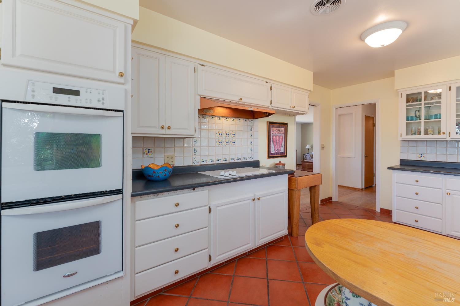 1921 Ridge Road Ukiah CA 95482
