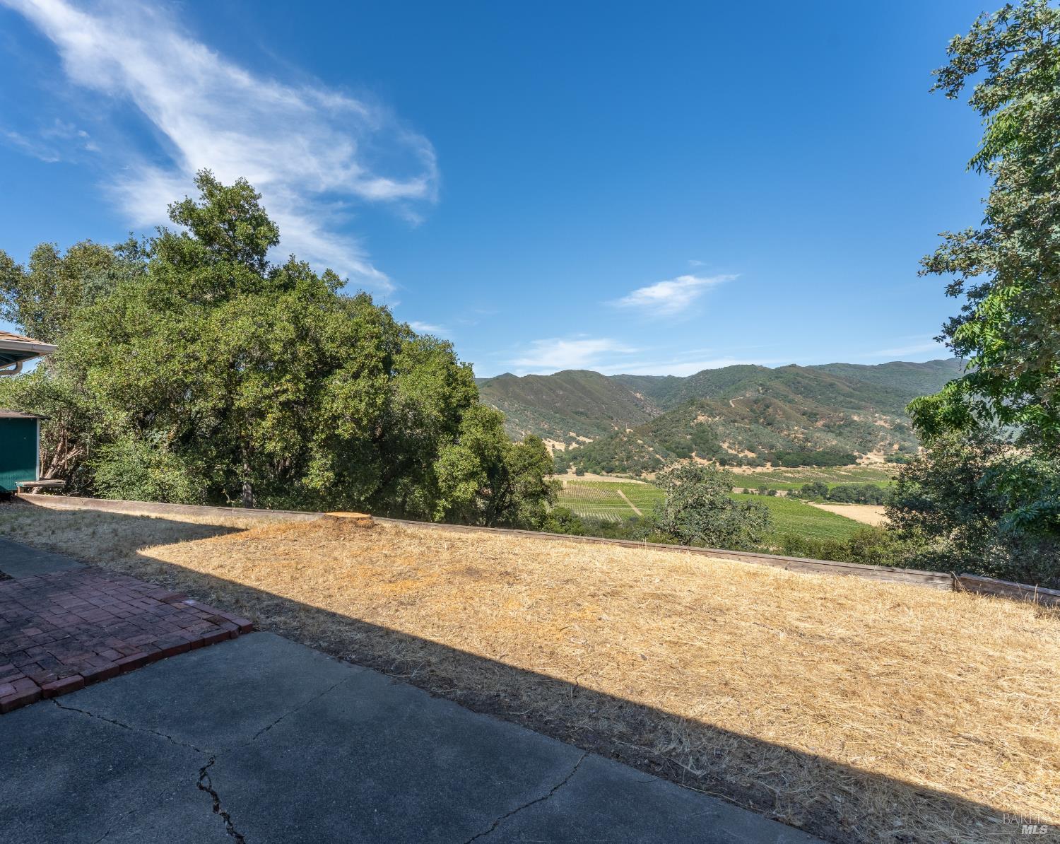 1921 Ridge Road Ukiah CA 95482