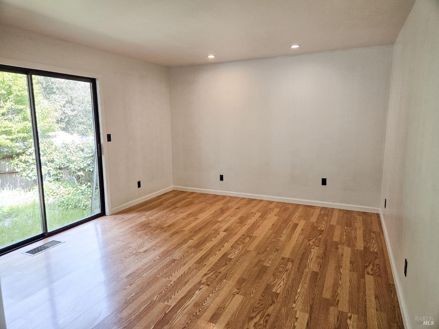 2043 Primrose Drive Willits CA 95490