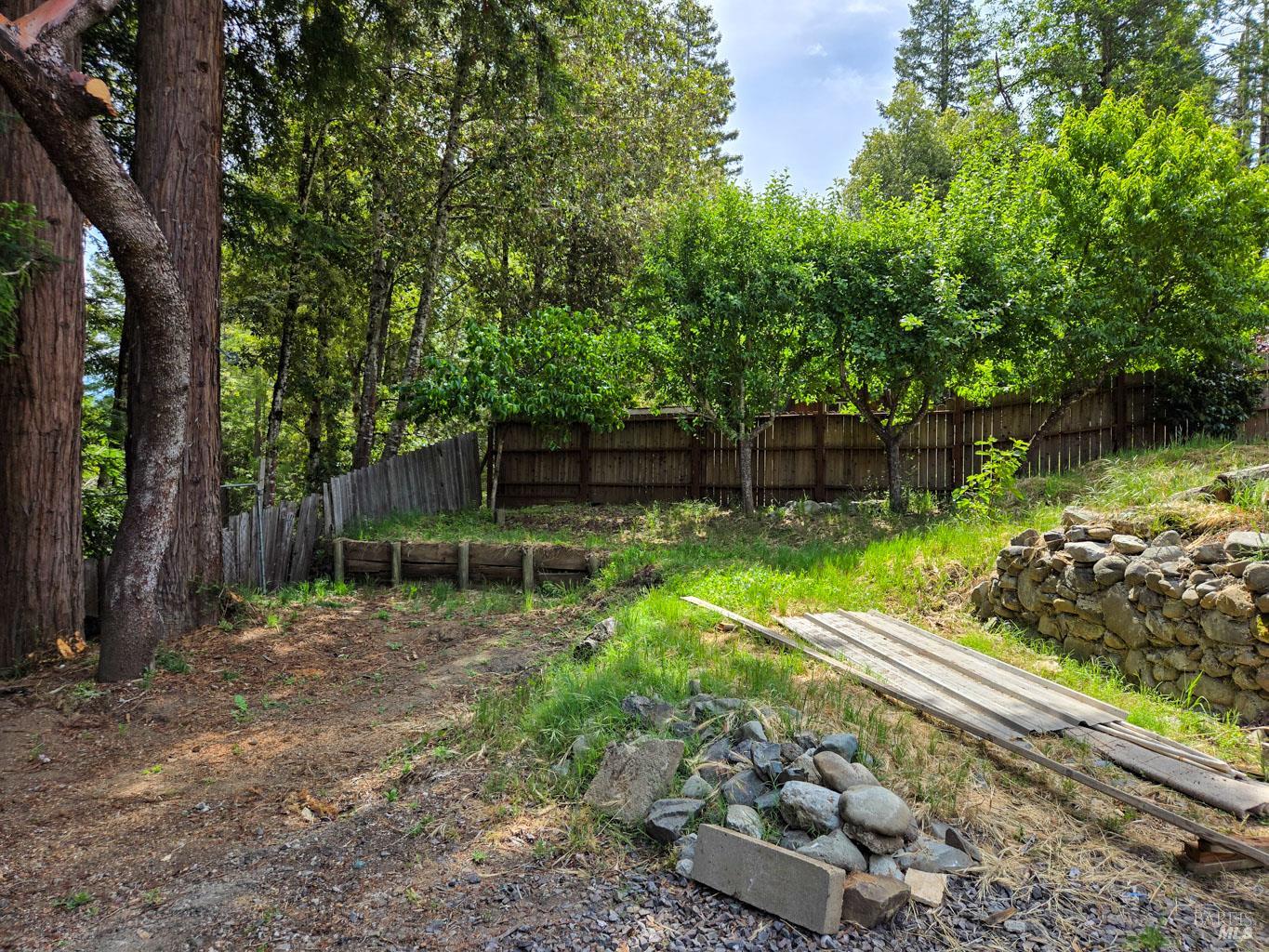 2043 Primrose Drive Willits CA 95490