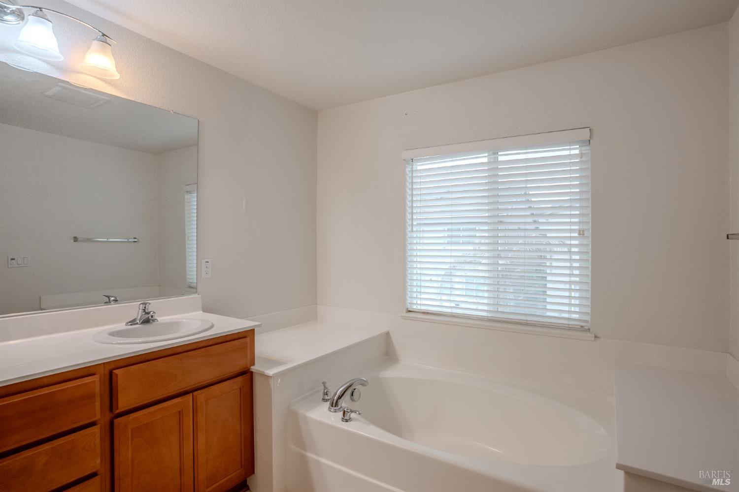 5286 Gramercy Circle Fairfield CA 94533