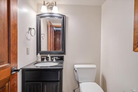 3541 Golf View Terrace Santa Rosa CA 95405