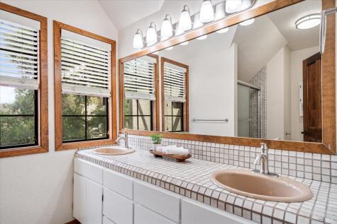 3541 Golf View Terrace Santa Rosa CA 95405