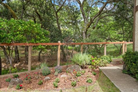 3541 Golf View Terrace Santa Rosa CA 95405
