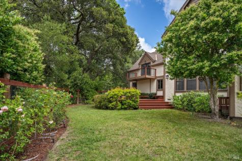 3541 Golf View Terrace Santa Rosa CA 95405