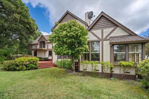 3541 Golf View Terrace Santa Rosa CA 95405