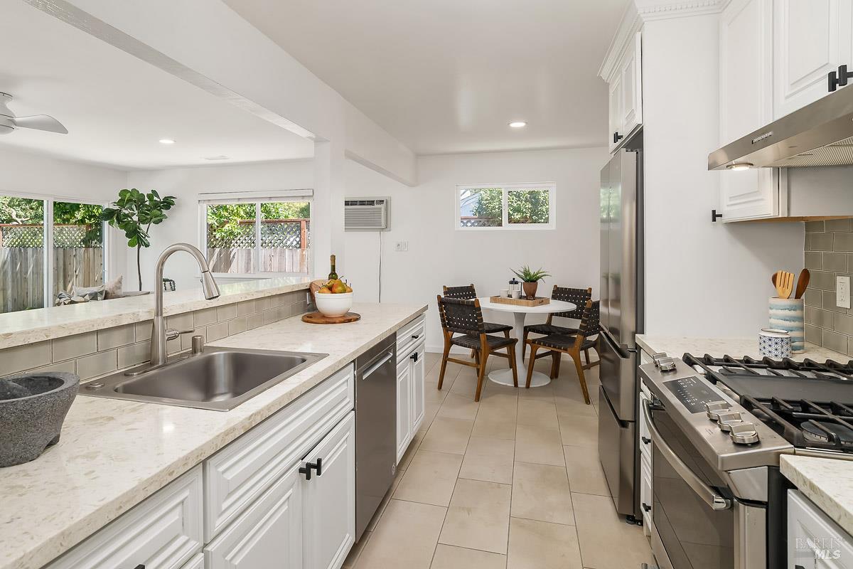 313 Corrillo Drive San Rafael CA 94903