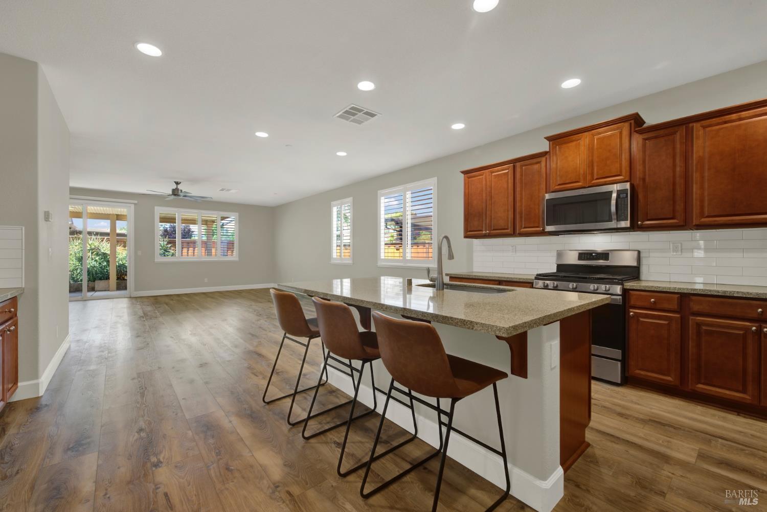 373 Anchorage Drive Vacaville CA 95687