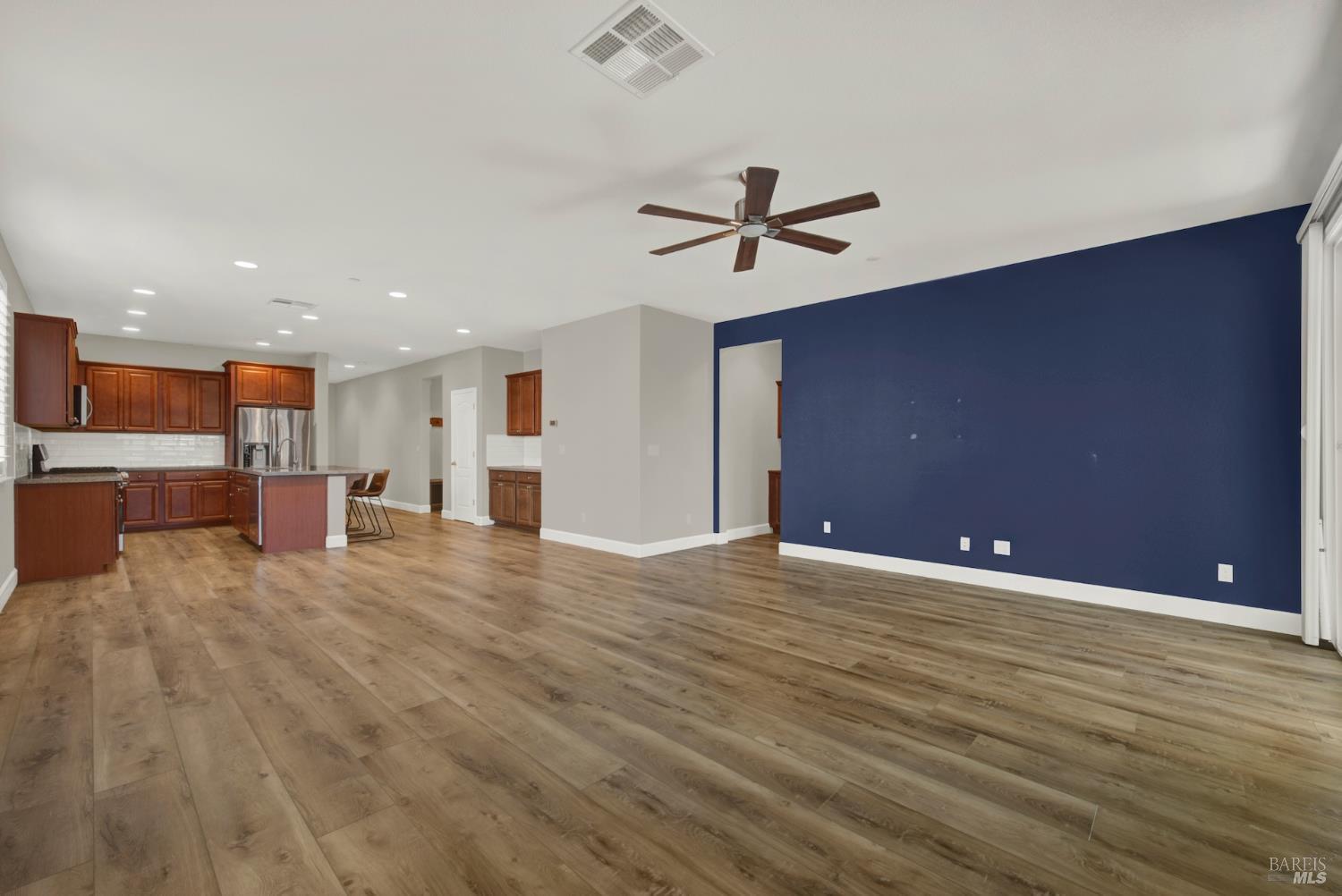 373 Anchorage Drive Vacaville CA 95687