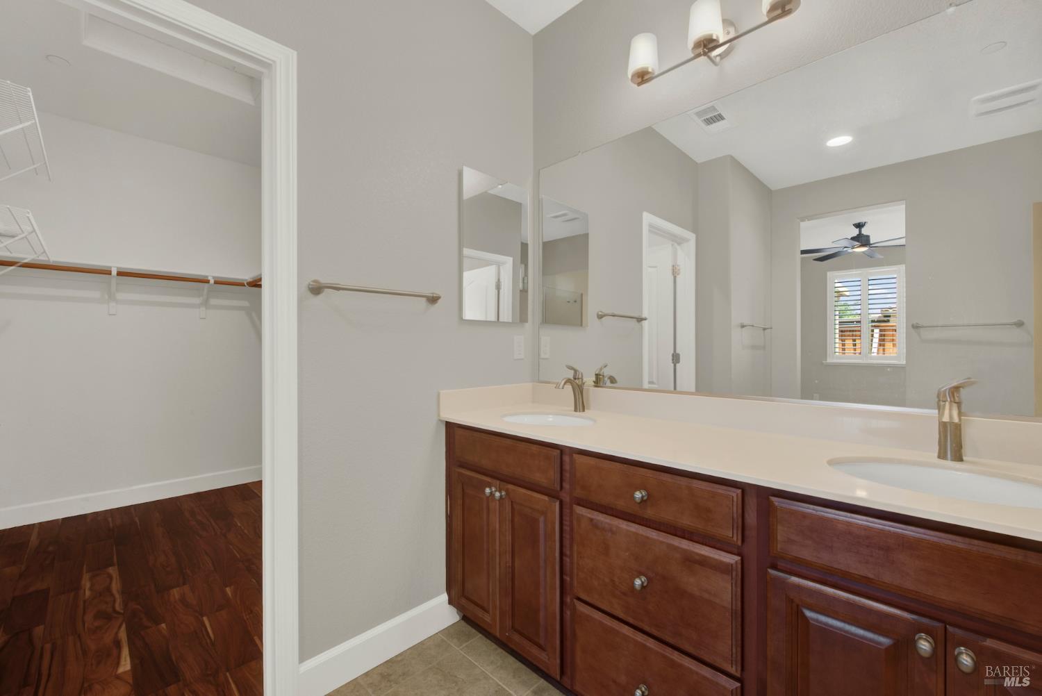 373 Anchorage Drive Vacaville CA 95687