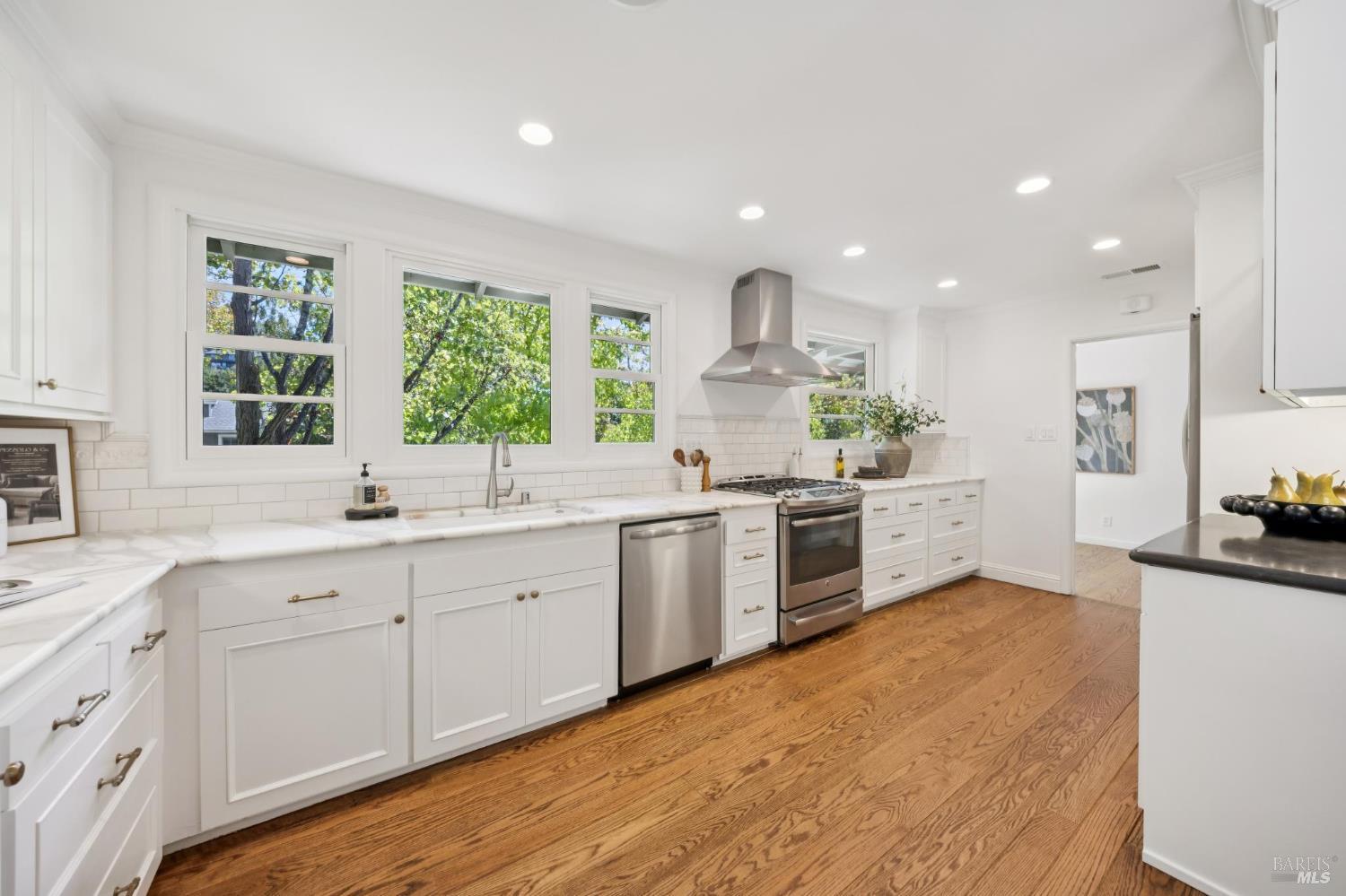 13 Via Cheparro Greenbrae CA 94904