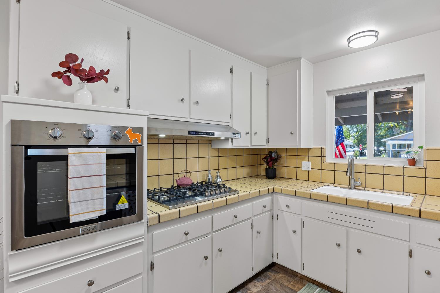 301 Rosa Avenue Winters CA 95694