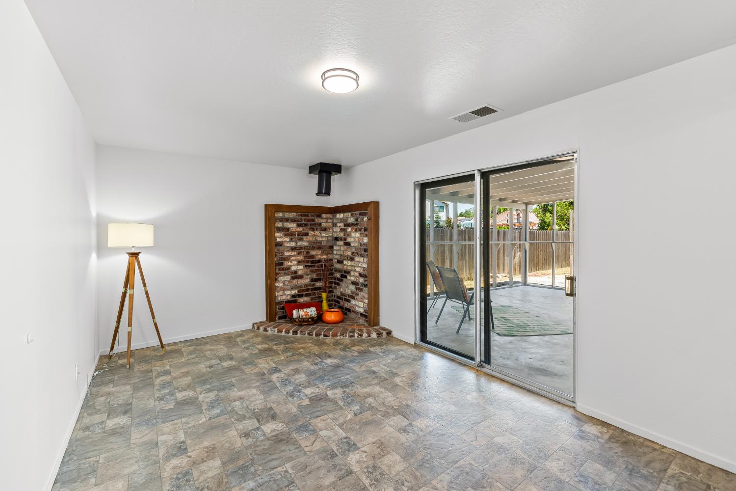 301 Rosa Avenue Winters CA 95694