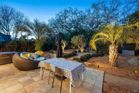 19071 Hickory Street Sonoma CA 95476