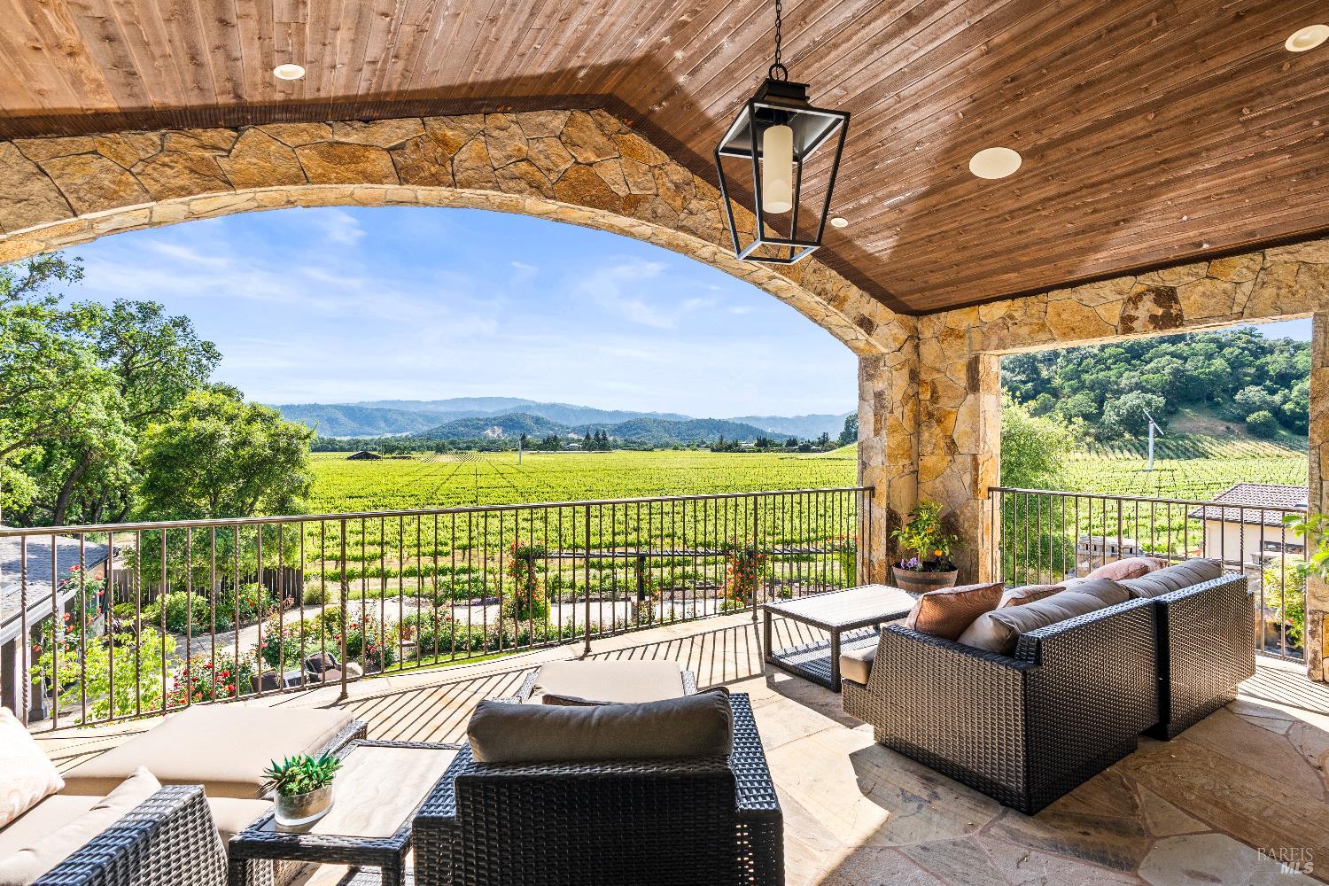7035 Silverado Trail Napa CA 94558