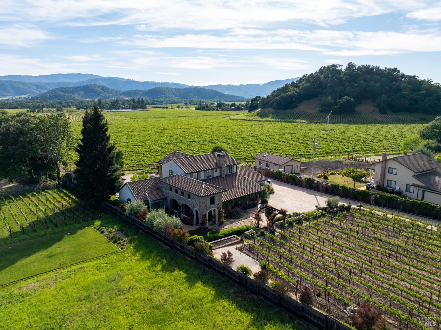 7035 Silverado Trail Napa CA 94558