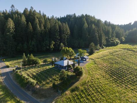 8781 Martinelli Road Forestville CA 95436