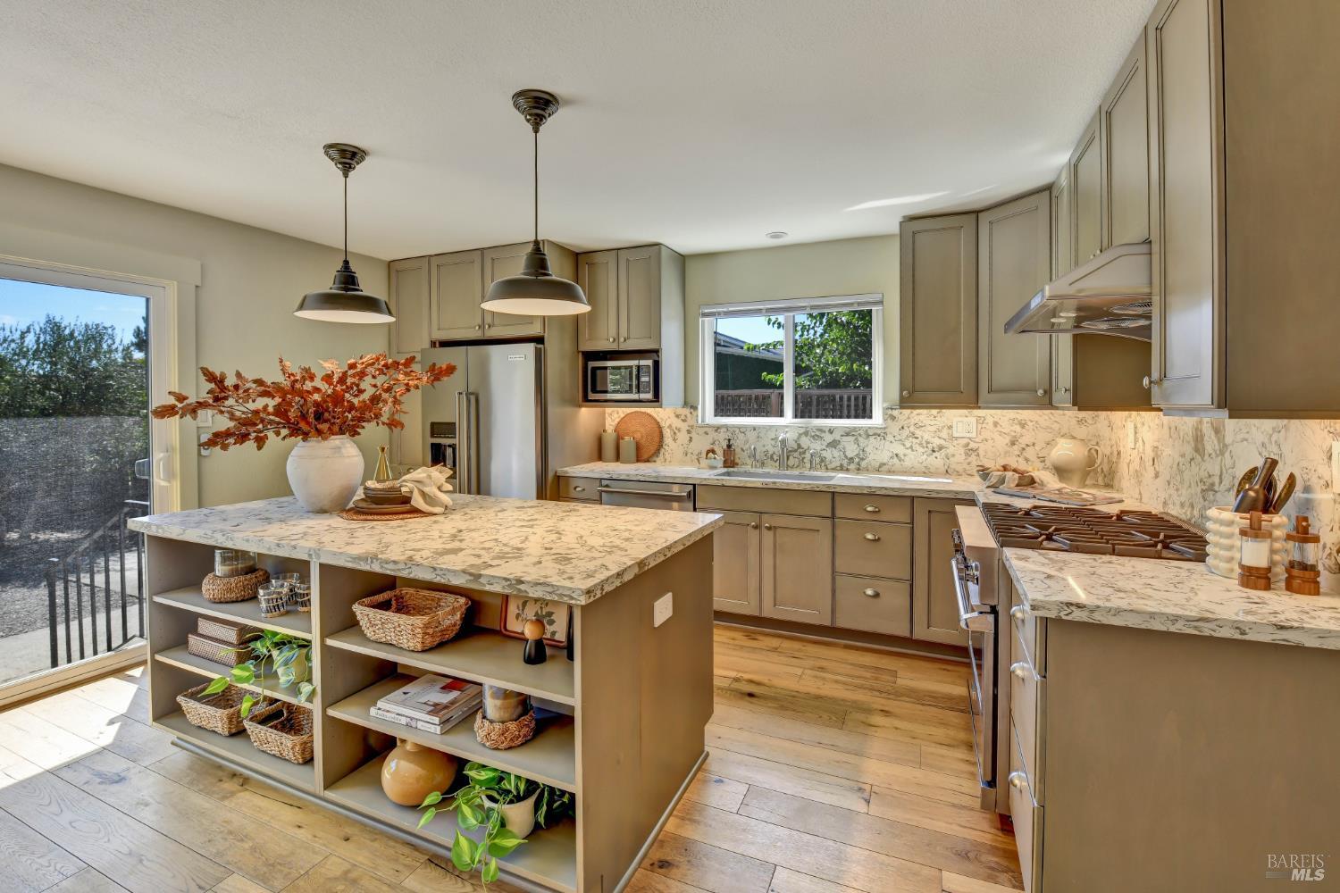 18970 Lomita Avenue Sonoma CA 95476