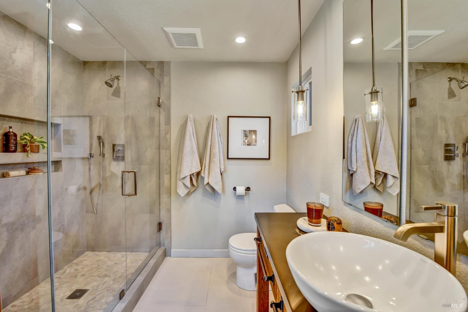 18970 Lomita Avenue Sonoma CA 95476