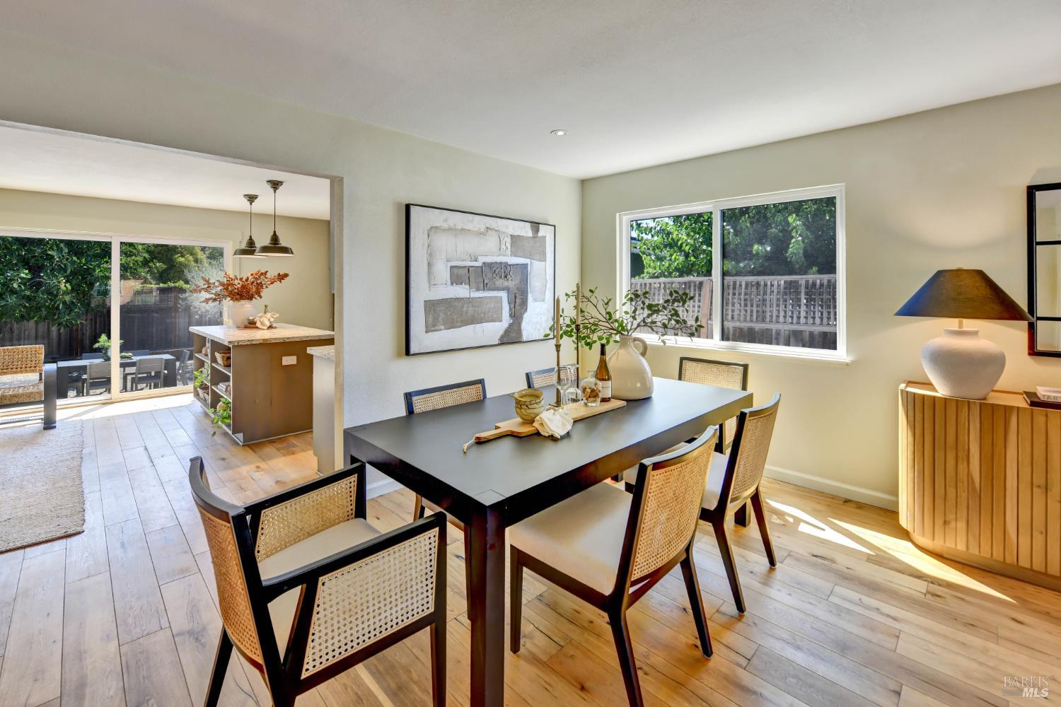 18970 Lomita Avenue Sonoma CA 95476
