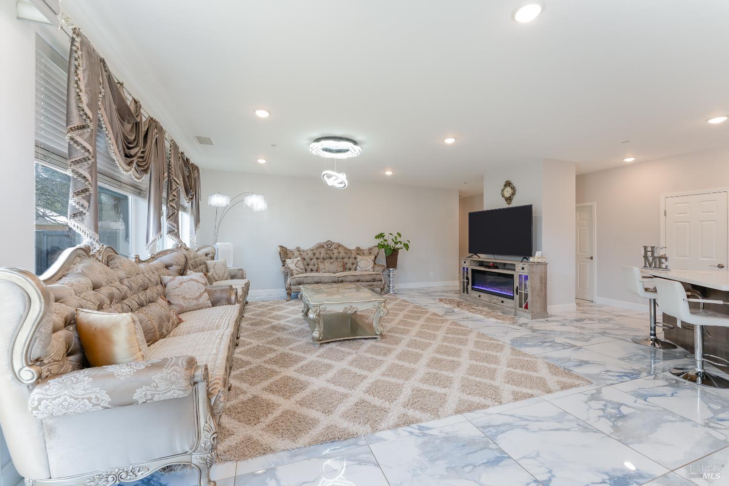 1407 Brothers Lane Willits CA 95490
