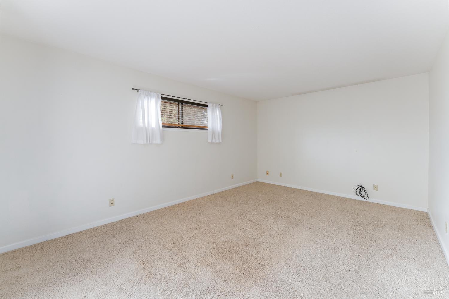 1260 Sequoia Plaza Ukiah CA 95482