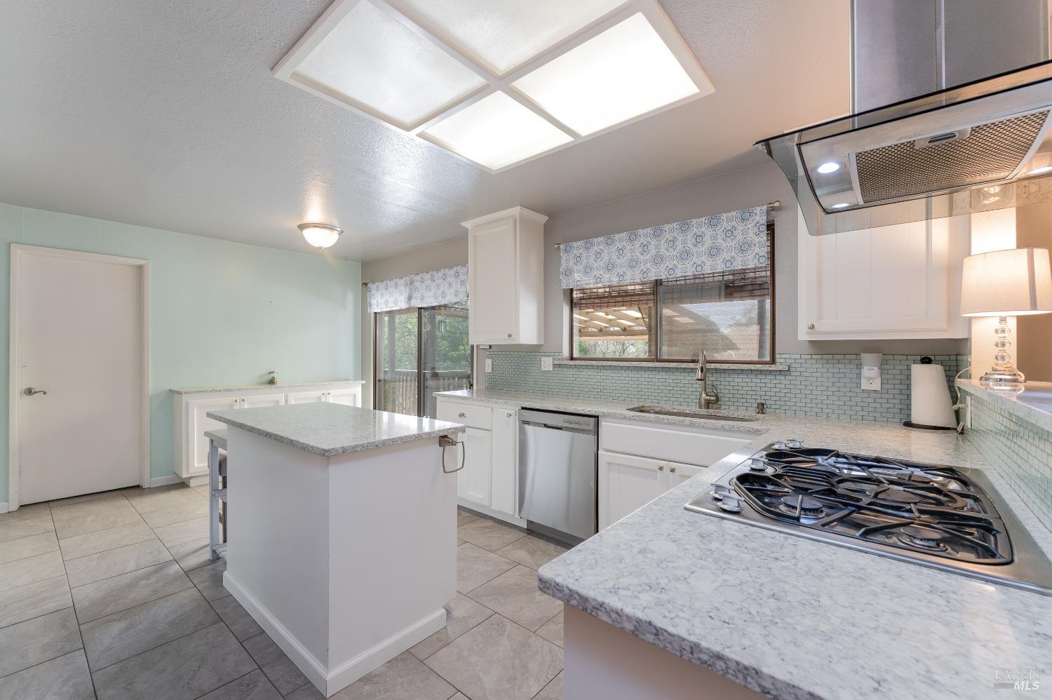 1260 Sequoia Plaza Ukiah CA 95482