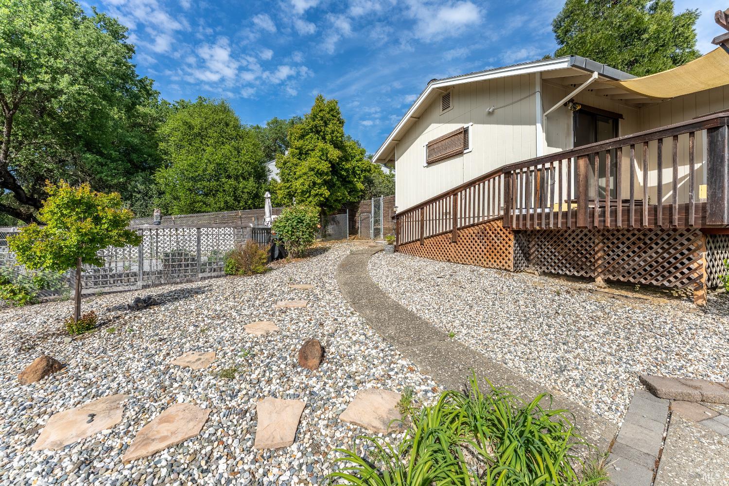 1260 Sequoia Plaza Ukiah CA 95482