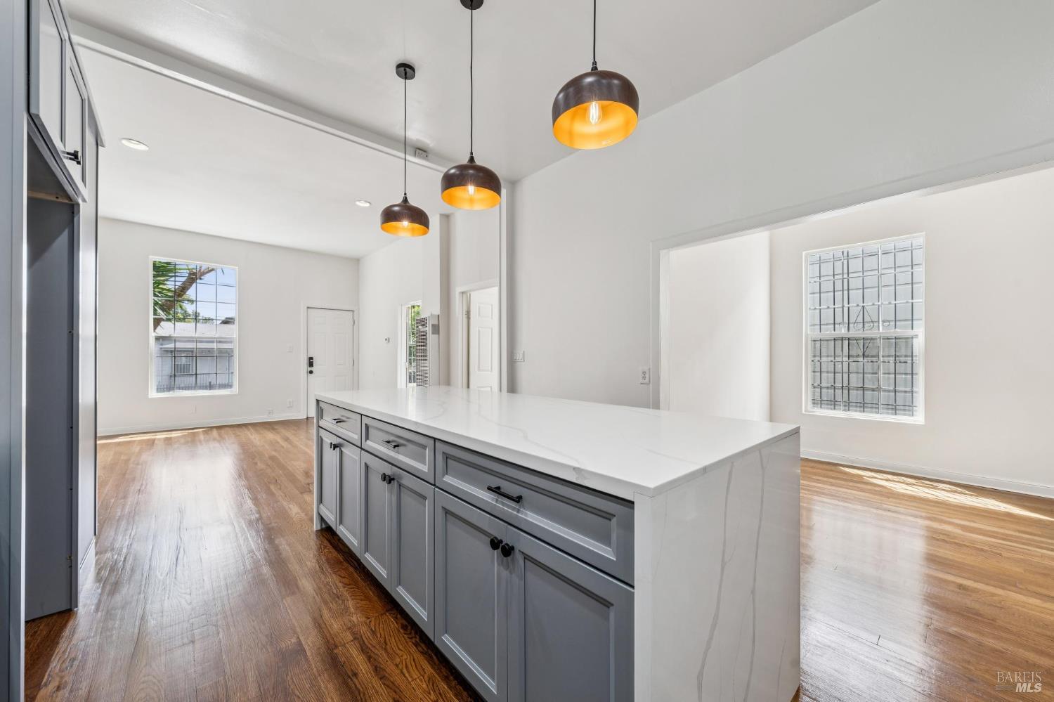 2529 Filbert Street Oakland CA 94607