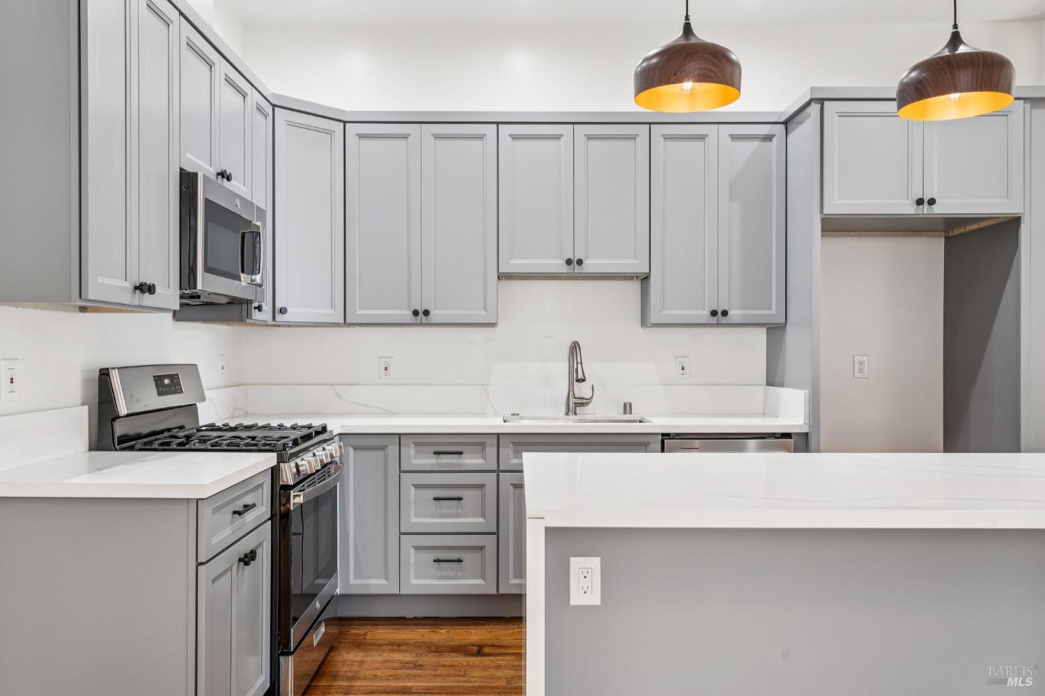 2529 Filbert Street Oakland CA 94607