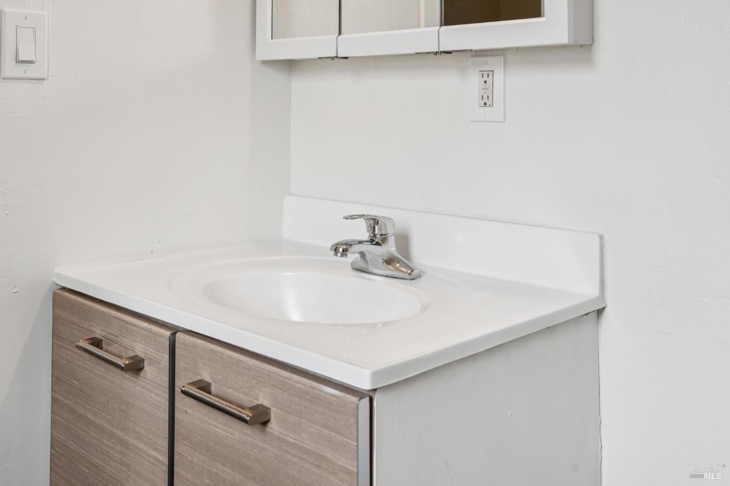 2529 Filbert Street Oakland CA 94607