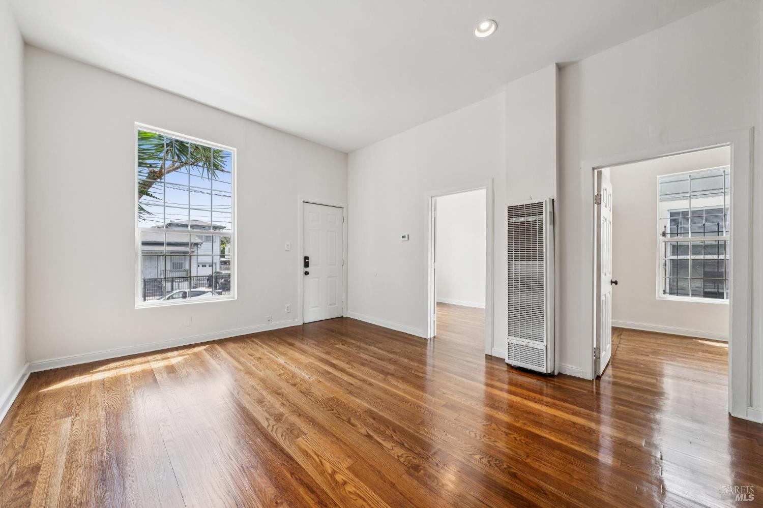 2529 Filbert Street Oakland CA 94607