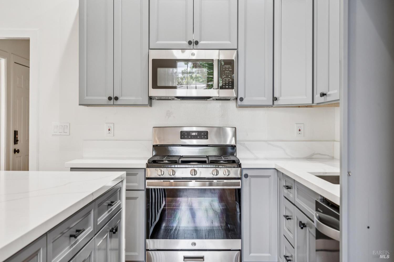 2529 Filbert Street Oakland CA 94607