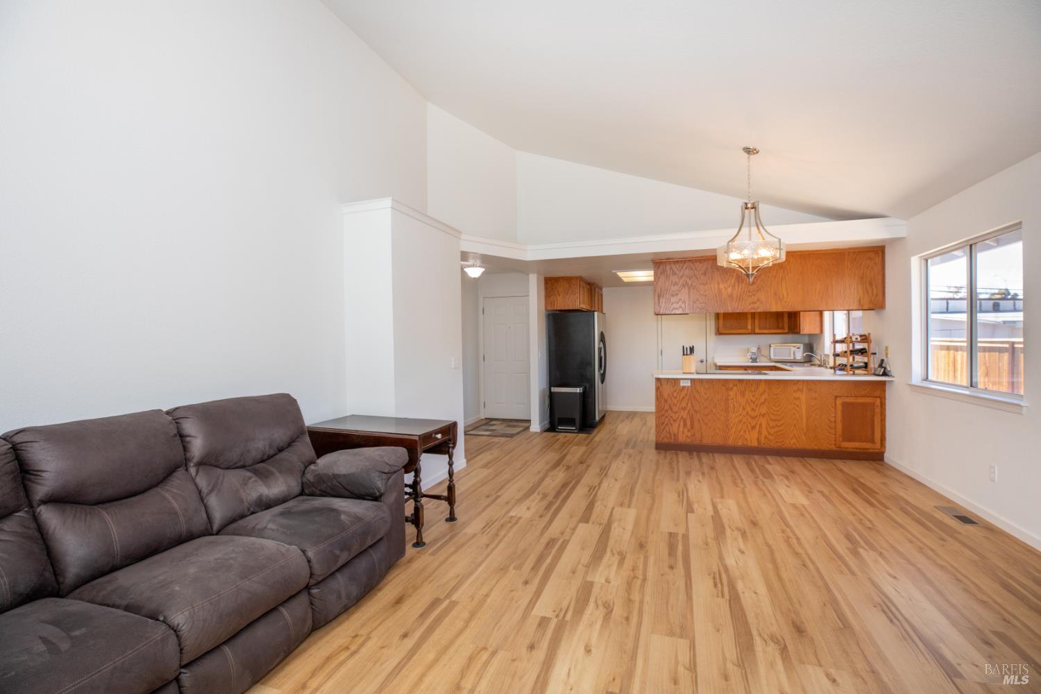 1621 Woodhue Avenue Santa Rosa CA 95403