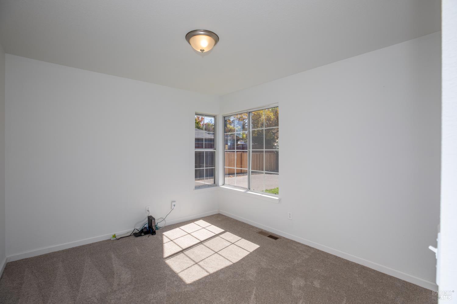 1621 Woodhue Avenue Santa Rosa CA 95403