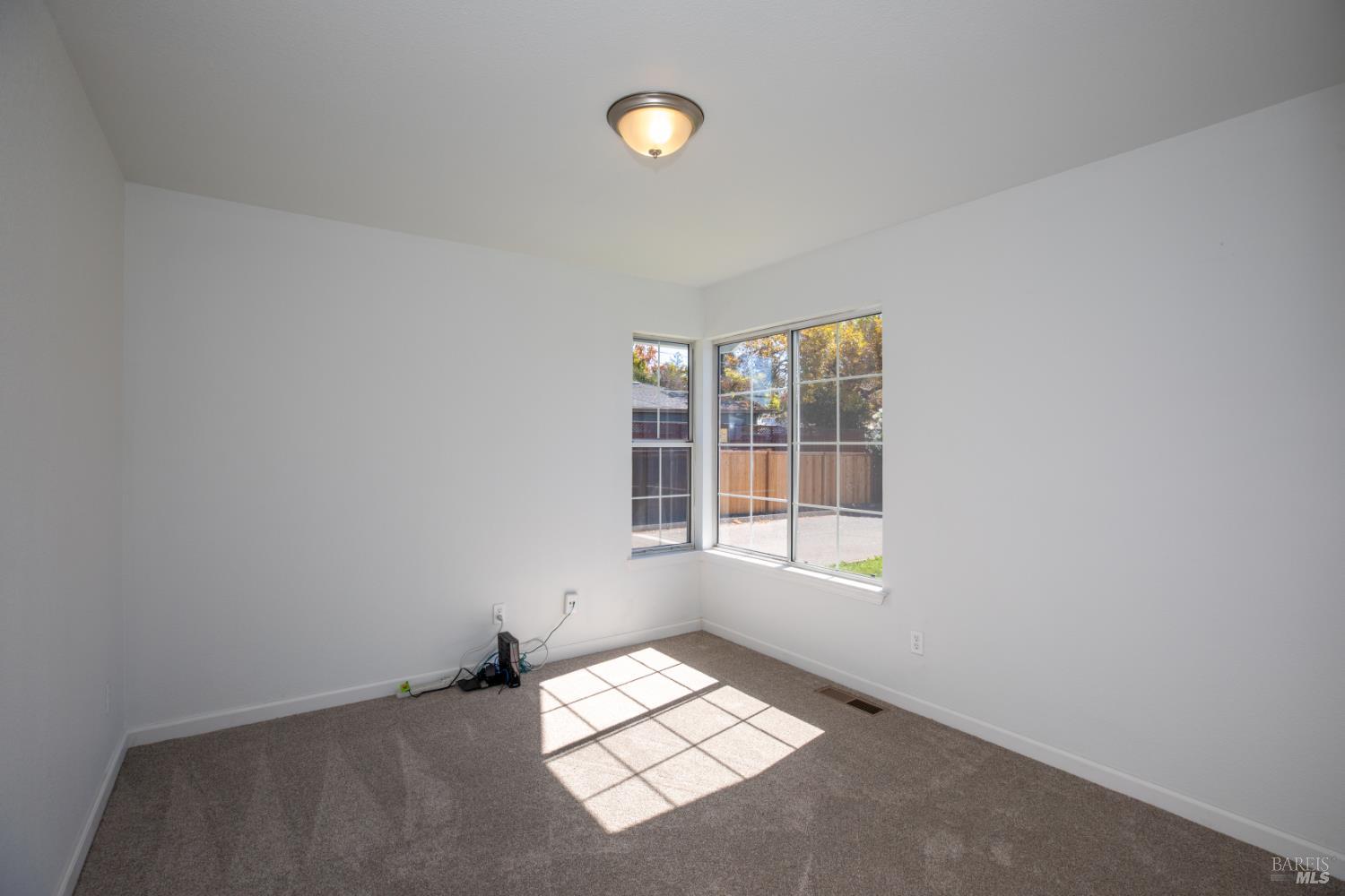 1621 Woodhue Avenue Santa Rosa CA 95403