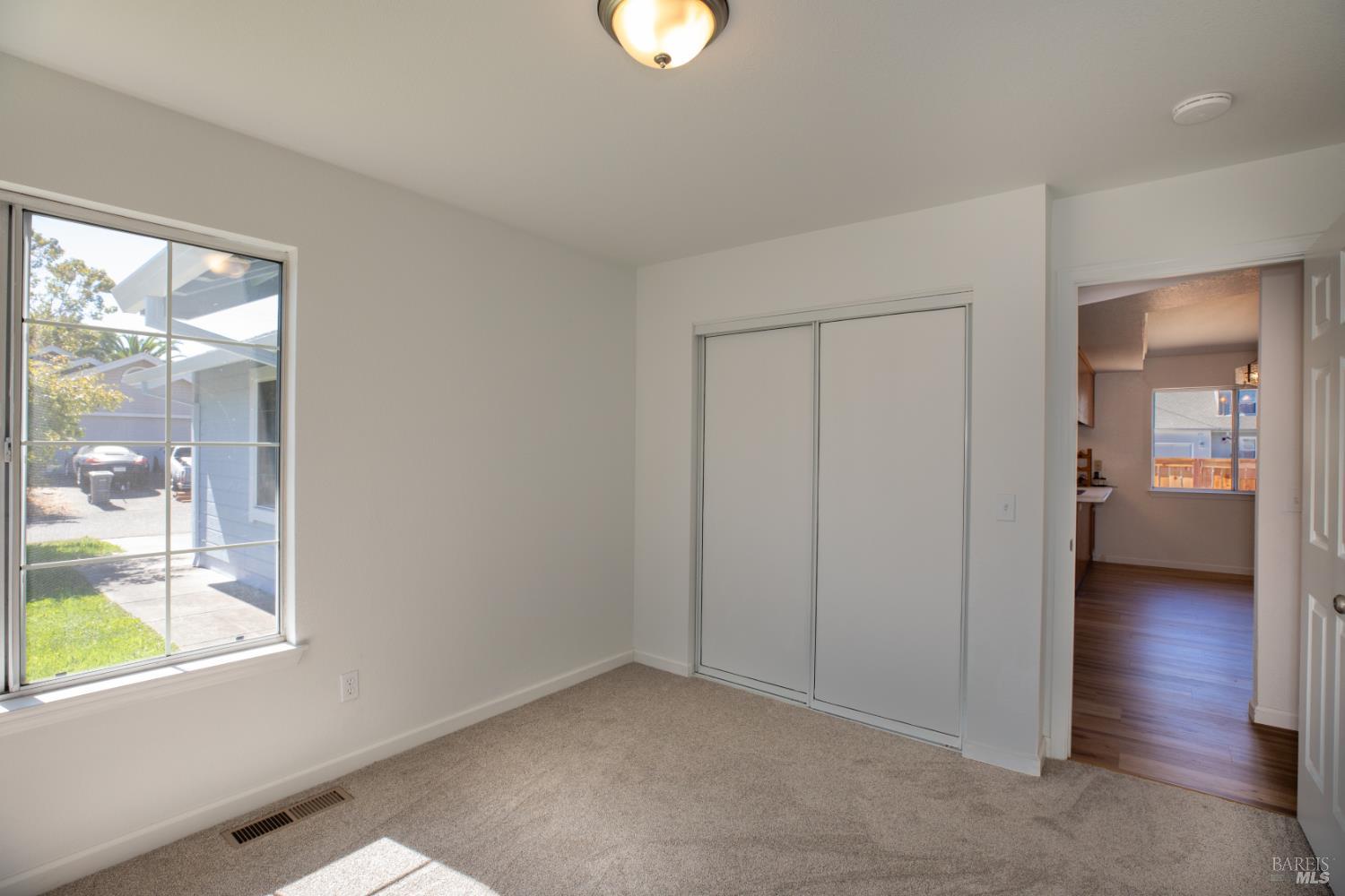 1621 Woodhue Avenue Santa Rosa CA 95403